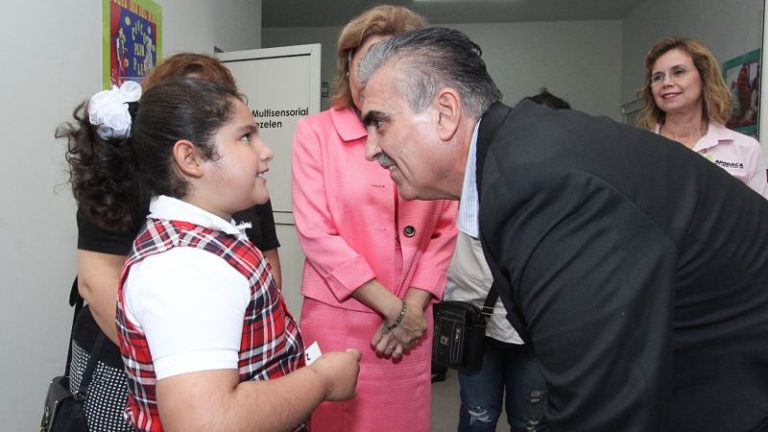 Hará Apodaca inversión millonaria en educación especial