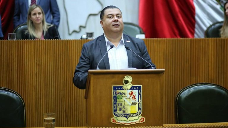 PIDEN INFORMACIÓN DE BAJAS INJUSTIFICADAS EN SECRETARÍA DE SALUD