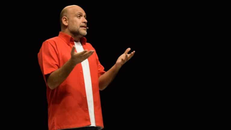 ¡A vivir!: Odín Dupeyron crispa las emociones del Auditorio Pabellón M