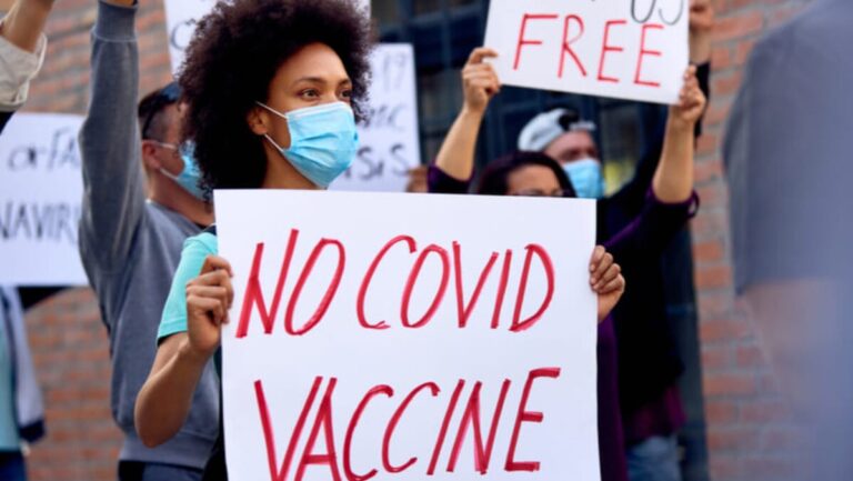El terrorismo antivacunas debe ser detenido