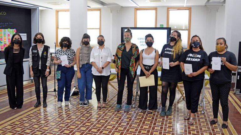 Presentan en LABNL “Cancionero para no olvidar”, de Zahara Gómez Lucini