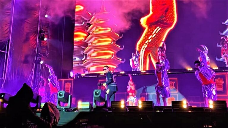 En su “Última Vuelta”, Daddy Yankee enciende a regios