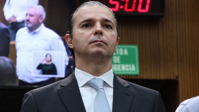 Pedro Arce Jardón asume como nuevo Fiscal General de Justicia de Nuevo León y busca cooperación institucional con el gobernador Samuel García