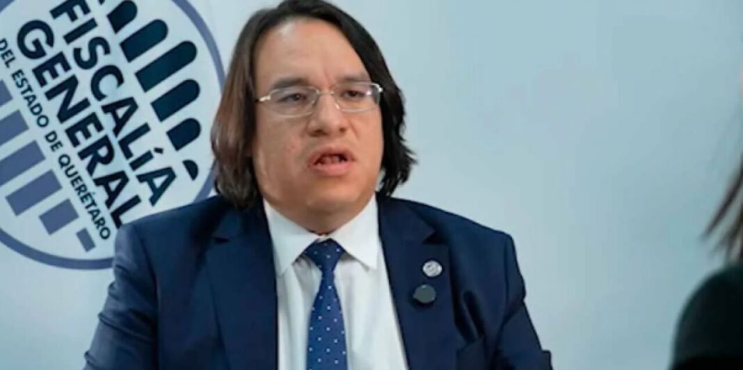 Fiscalía de Querétaro retira cargos contra adolescente de 14 años acusada de homicidio Fiscalía de Querétaro retira cargos contra adolescente de 14 años acusada de homicidio