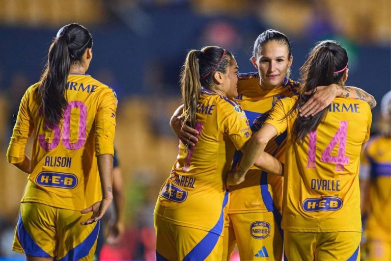 Tigres Femenil Golea 5-3 a Gallos Blancos en el Volcán