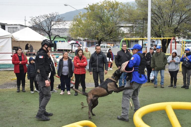 Municipio realiza brigada de Prevención en Fomerrey 35