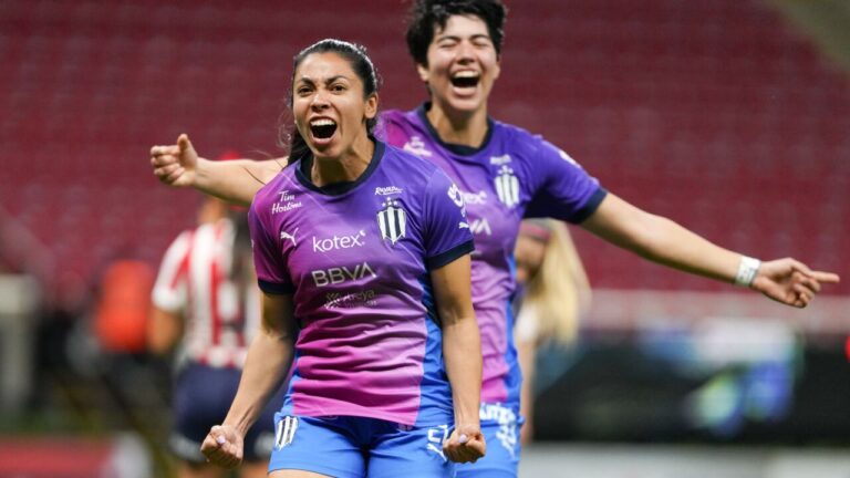 ¡Agónico! Rayadas vence a Chivas sobre la hora