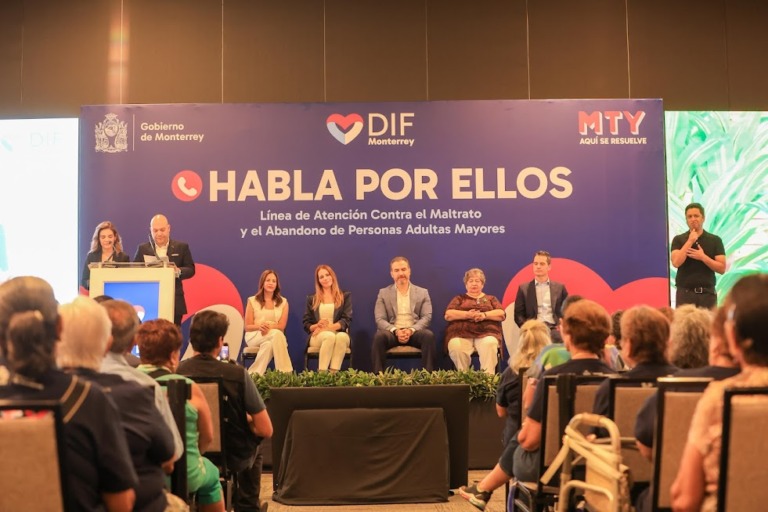 Monterrey lanza línea contra maltrato a adultos mayores “Habla por Ellos”