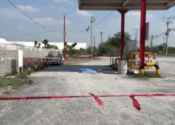 Muere trabajador tras explosión en gasera de Salinas Victoria