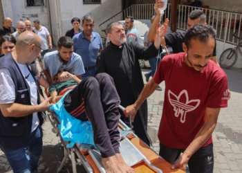 Ataque a iglesia católica en Gaza deja al menos dos muertos