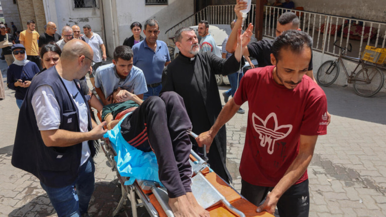 Ataque a iglesia católica en Gaza deja al menos dos muertos