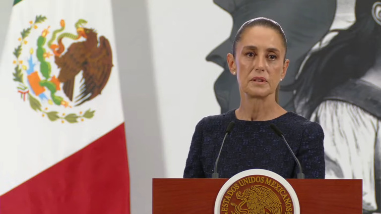 La presidenta de México resalta los beneficios económicos de esta medida para el acceso a créditos y la inversión en el país