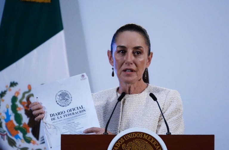 Exintegrantes del INE rechazan la reforma electoral propuesta por el gobierno de Claudia Sheinbaum