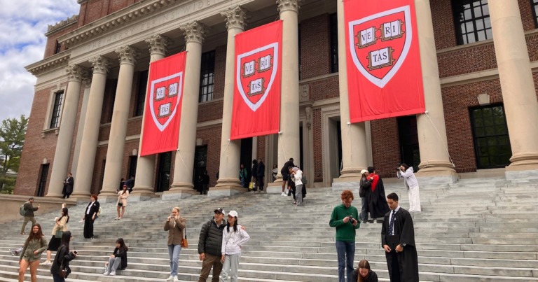 Investigación de la Administración Trump sobre el Programa de Visas en Harvard