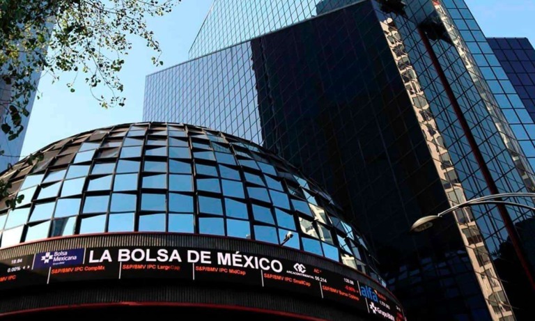 La Bolsa Mexicana de Valores supera los 57 mil puntos
