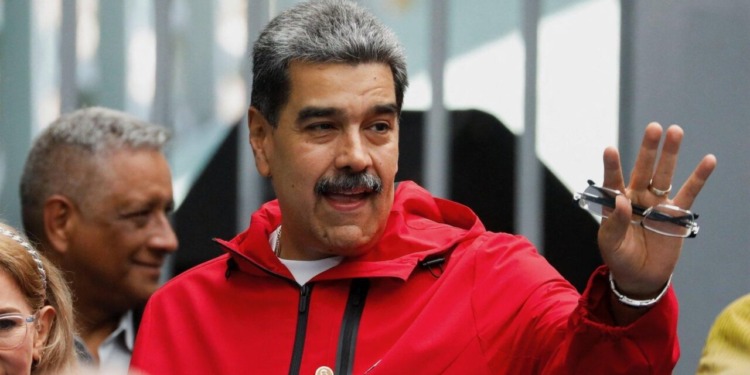 La DEA ofrece 25 millones de dólares por información sobre Nicolás Maduro1