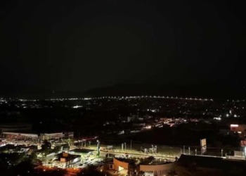 Llamado de la CFE a la Industria de Nuevo León para Reducir Consumo Eléctrico