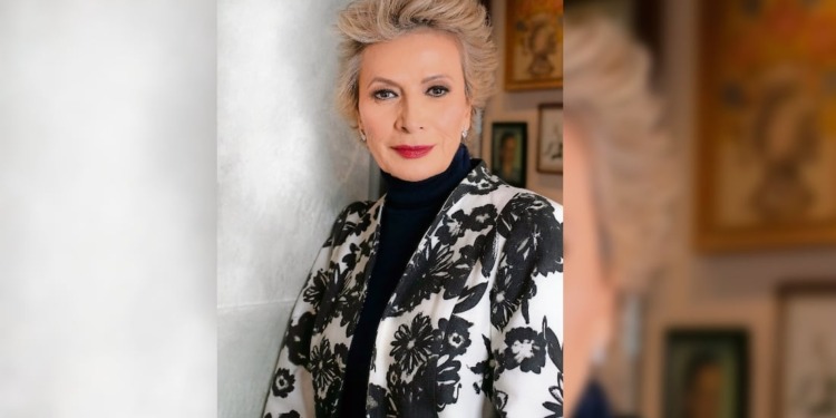 Patricia Reyes Spíndola