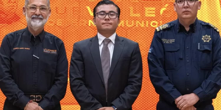 Reconocen a Oficiales de la Policía Municipal de Juárez por su Valor