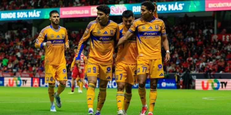 Tigres sorprende y vence 4-3 a Toluca en el Apertura 2025