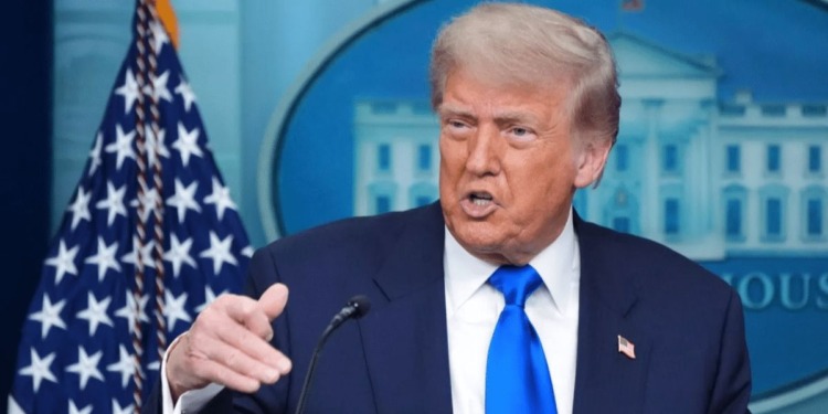 Trump impone arancel del 30_ a importaciones de México y Unión Europea a partir de agosto