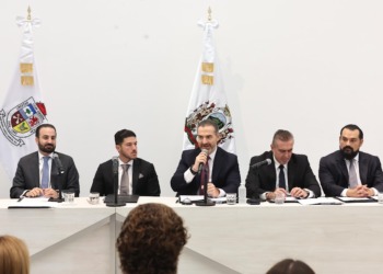 Aprueban nombrar Calzada Mauricio Fernández entre Monterrey y San Pedro