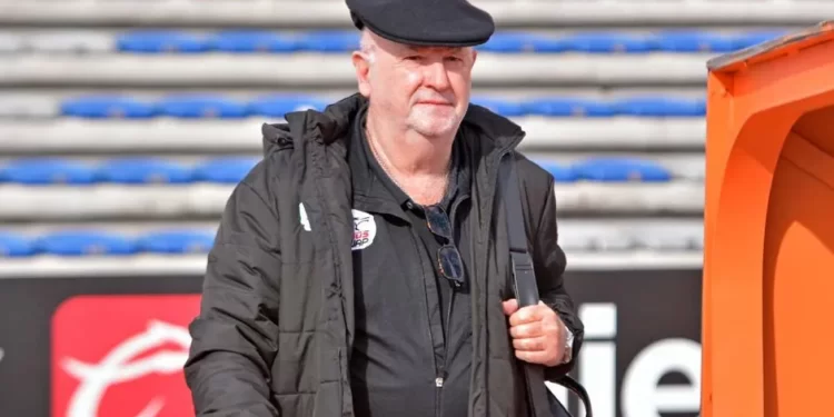 Fallece Manuel Lapuente La noticia fue confirmada la tarde de este 25 de octubre por la Liga MX y diversos clubes de Primera División,