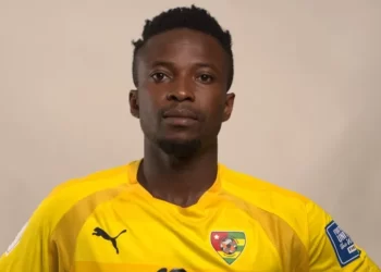 ⚽ Samuel Asamoah sufre fractura de cuello en China y enfrenta riesgo de paraplejia