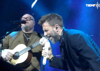 Sin Bandera brinda una noche romántica a los regios con su Escenas Tour