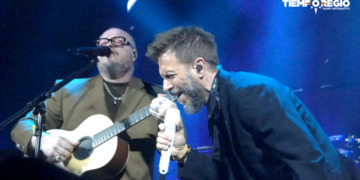 Sin Bandera brinda una noche romántica a los regios con su Escenas Tour