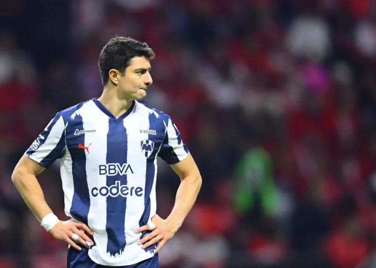 Rayados visita a Pumas con Stefan Medina en duda