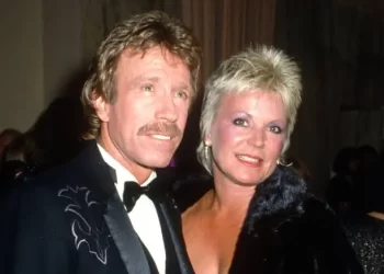 Conoce a las parejas en la vida de Chuck Norris