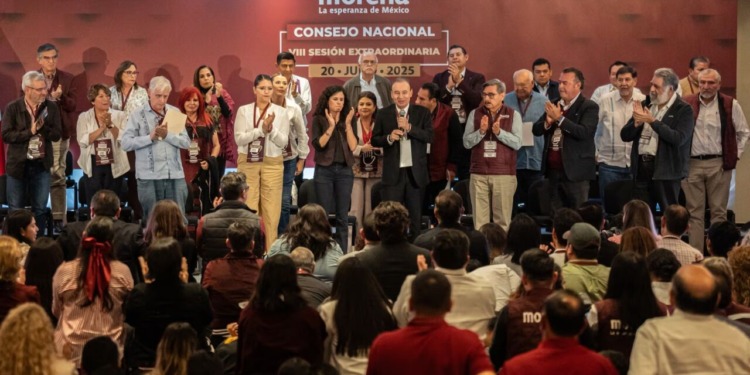 Morena ajusta su estructura por presiones externas