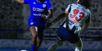 Cruz Azul Femenil le saca el empate a Rayadas en los Cuartos de ida