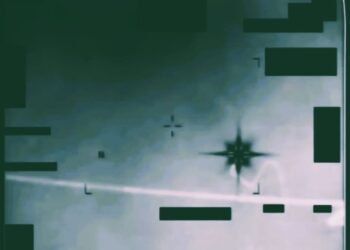 Ovnis de paja y humo