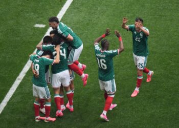 Fiesta total! México vence a Sudáfrica e inicio de gran forma el certámen mundialista