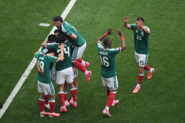 Fiesta total! México vence a Sudáfrica e inicio de gran forma el certámen mundialista