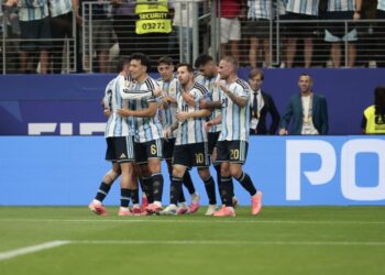 Argentina gana a lo Messi contra Austria