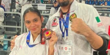 Karatecas necesitan ayuda para regresar a México