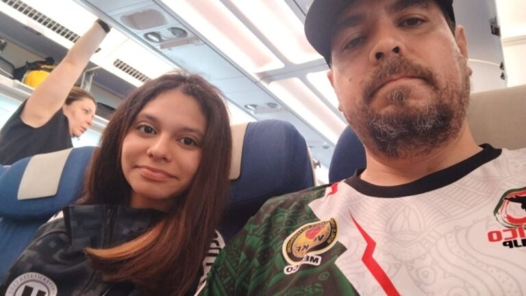 Regresan a Monterrey karatecas varados en Rumania