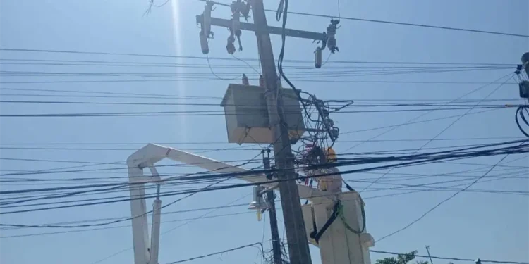 Corte de luz en Juárez y Cadereyta: colonias afectadas