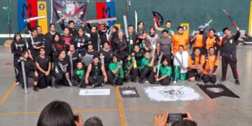 Realizan torneo de combate histórico en Xochimilco