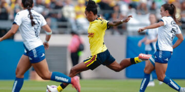 Jugadora de América durante el partido en el Apertura 2026
