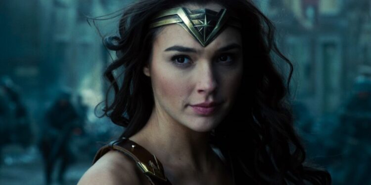 Gal Gadot durante una entrevista promocional