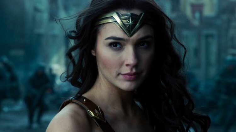 Gal Gadot durante una entrevista promocional