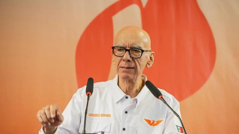 Dante Delgado denuncia persecución política en Veracruz