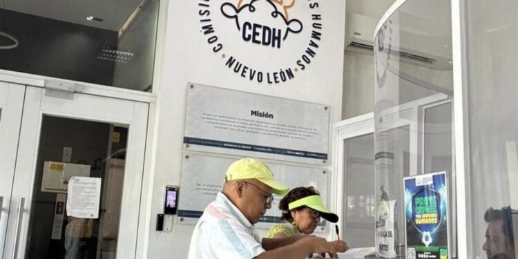 Usuarios demandan aumento tarifas Agua y Drenaje