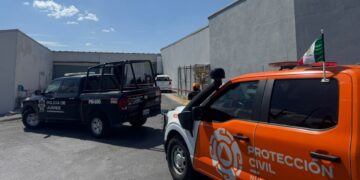 Zona de una subestación eléctrica en una plaza comercial