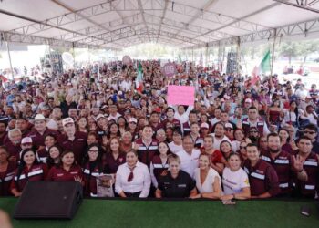 Asamblea con 4 mil asistentes en García, Nuevo León, liderada por el alcalde Manuel Guerra