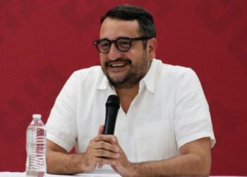 Visa retirada a Andy López Beltrán por razones políticas